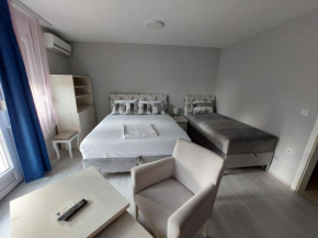 Apartments MIMOZA